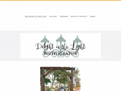 bydelightinthelight.com snapshot