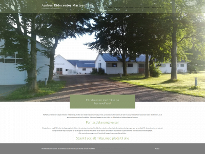 aarhusridecenter.dk snapshot