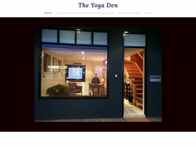 www.theyogaden.net snapshot