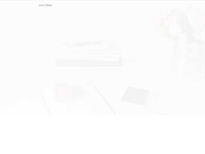 laurachristinetuttle.com snapshot