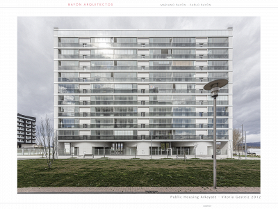 bayonarquitectos.com snapshot