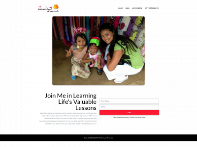 mywanderlustchronicle.com snapshot