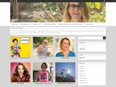 thiscomma.com snapshot