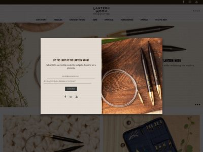 lanternmoon.com snapshot
