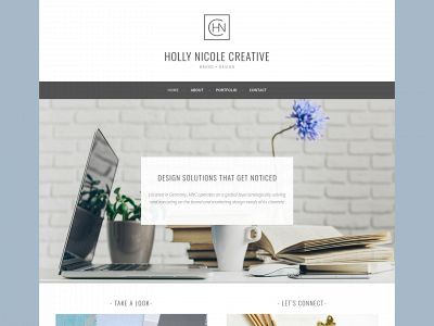 hollynicolecreative.com snapshot