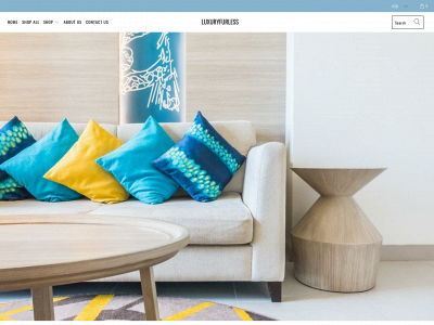 luxuryfurless.com snapshot