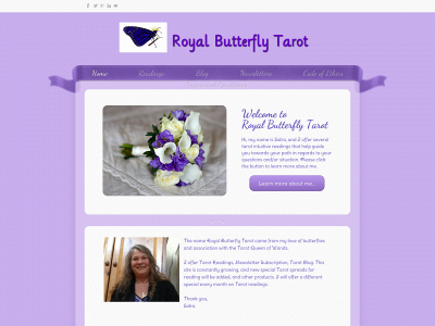 royalbutterflytarot.com snapshot