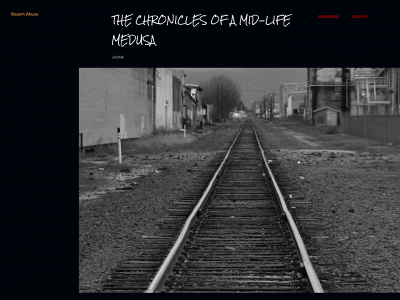 midlifemedusa.com snapshot